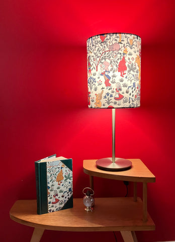 Alice in Wonderland Pale Gold Table Lamp - John Tenniel  Illustration